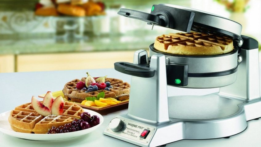 Review Cuisinart WMR-CA Round Classic Waffle Maker.